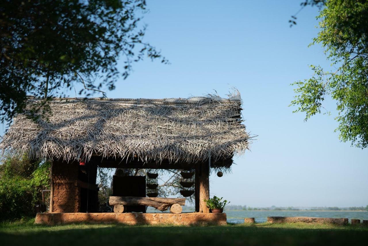 טיסמהרמה Flameback Eco Lodge מראה חיצוני תמונה